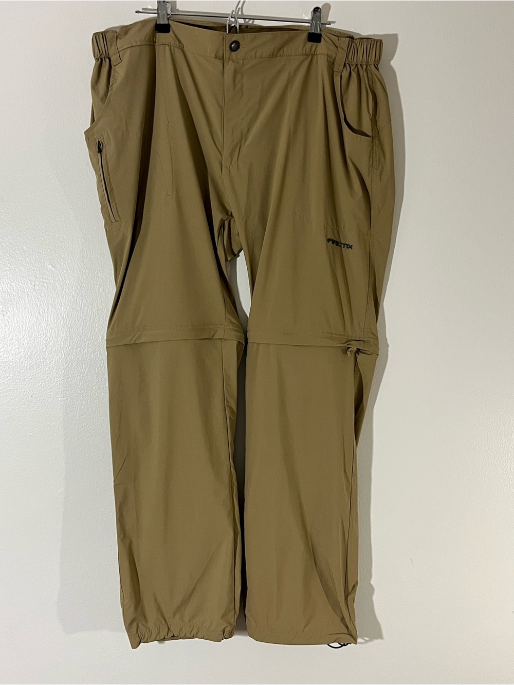 Arctix Women's Outdoors Hiking Pants in Khaki size 1X